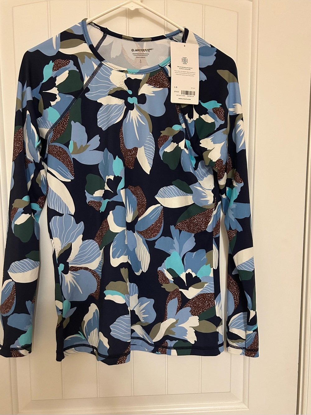 Athleta Point Break Rashguard Size Large Blue Floral Multicolor NWT